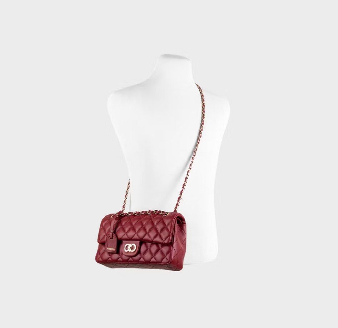 Alberto shoulder bag - Margate (Category: Luxury Bags & Wallets) located in Rizal. Submitted by reginaflorence (Listing ID 1425472014, Image 3). Description: Used twice. Can send photos Last price posted.