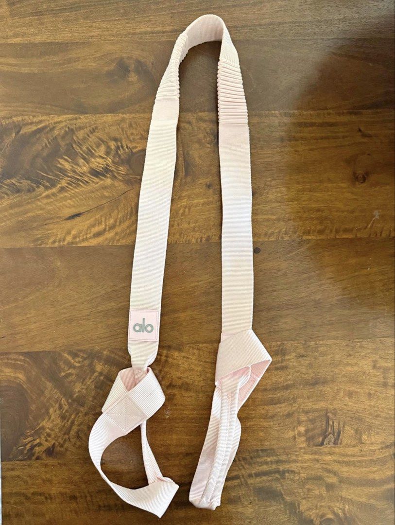 Alo Yoga Pink Mat Strap (Category: Other Accessories) located in Quezon City. Submitted by flourency (Listing ID 1425581942, Image 1). Description: Alo Yoga Pink Mat Strap - Authentic - As new condition 600. .