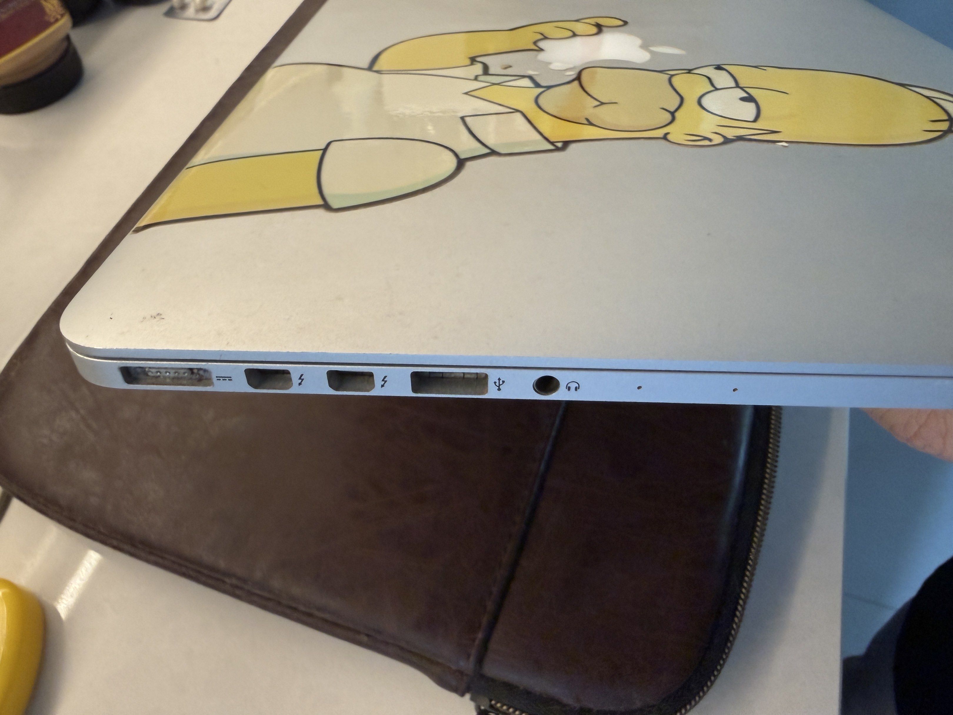 Apple MacBook Pro 13" Retina mid 2014454595364101171206