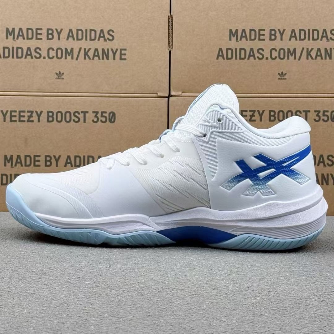 ASICS SKY ELITE FF 3 YYB Volleyball Shoes, Metarise 3% Lightweight Rebound Sneakers (Category: Sneakers) located in Singapore. Submitted by lucky.purchase (Listing ID 1425533329, Image 3). Description: Size:35-45.