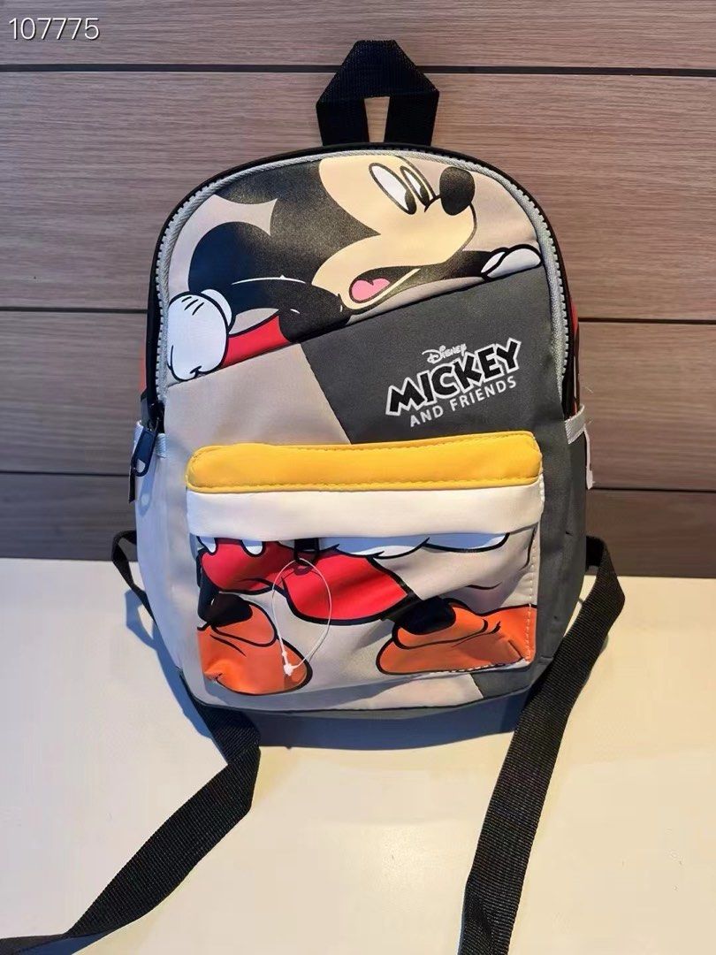 Backpack (Category: Other Babies Going Out Needs) located in Singapore. Submitted by glynis94 (Listing ID 1425469714, Image 6). Description: ZARA KIDS BAG 30*22*10CM AVERAGE .