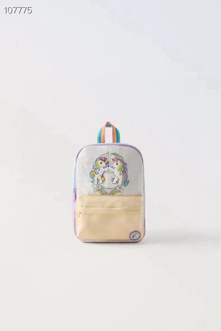 Backpack (Category: Other Babies Going Out Needs) located in Singapore. Submitted by glynis94 (Listing ID 1425469714, Image 9). Description: ZARA KIDS BAG 30*22*10CM AVERAGE .