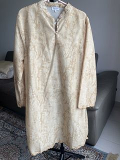 (Category: ) located in . Submitted by aisyahnthrift (Listing ID 1425479905, Image 1). Description: .