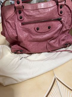 (Category: ) located in . Submitted by luckydog.4e7ec9 (Listing ID 1425545446, Image 1). Description: .
