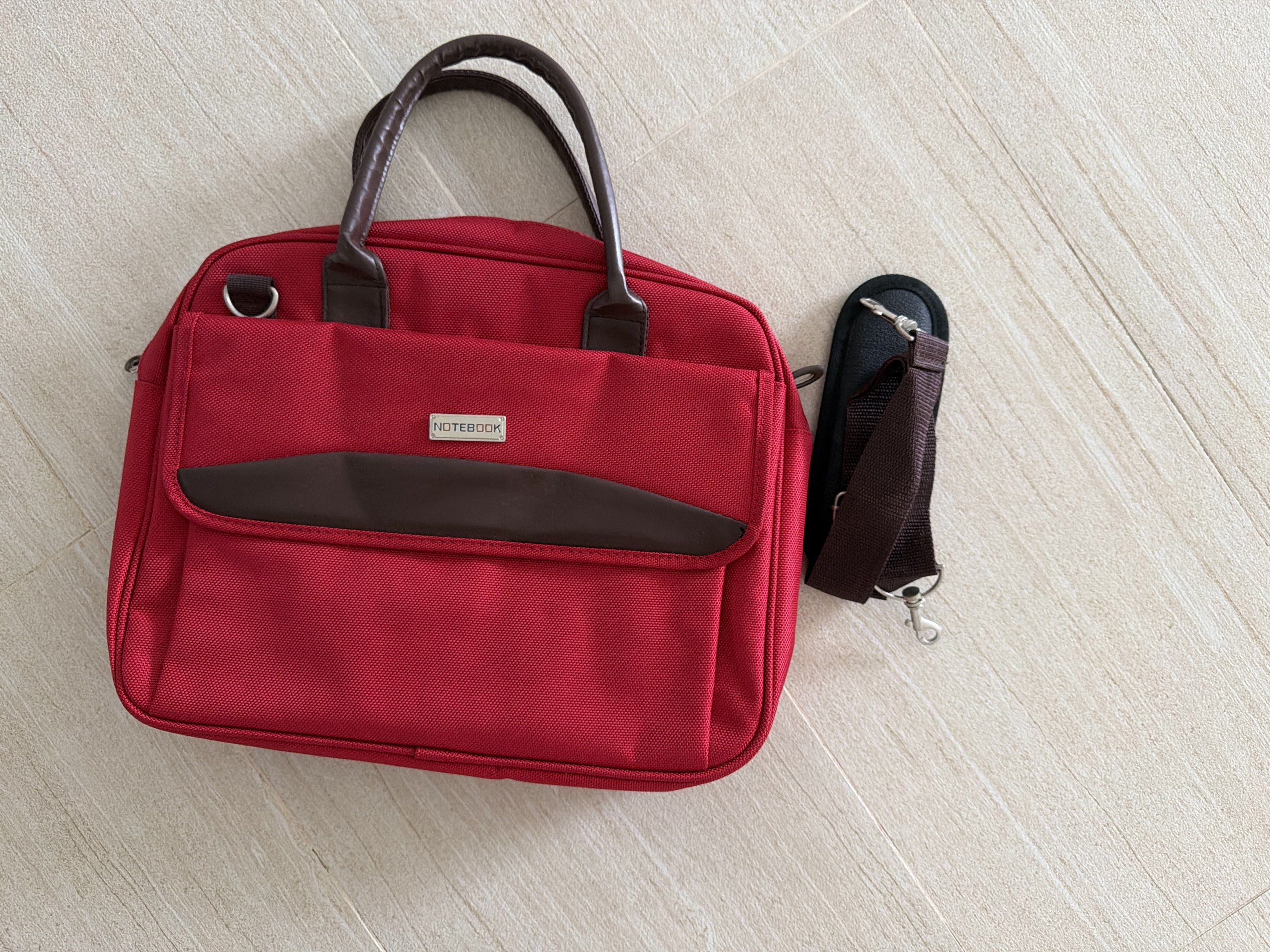 BN Laptop Bag450137561194844160