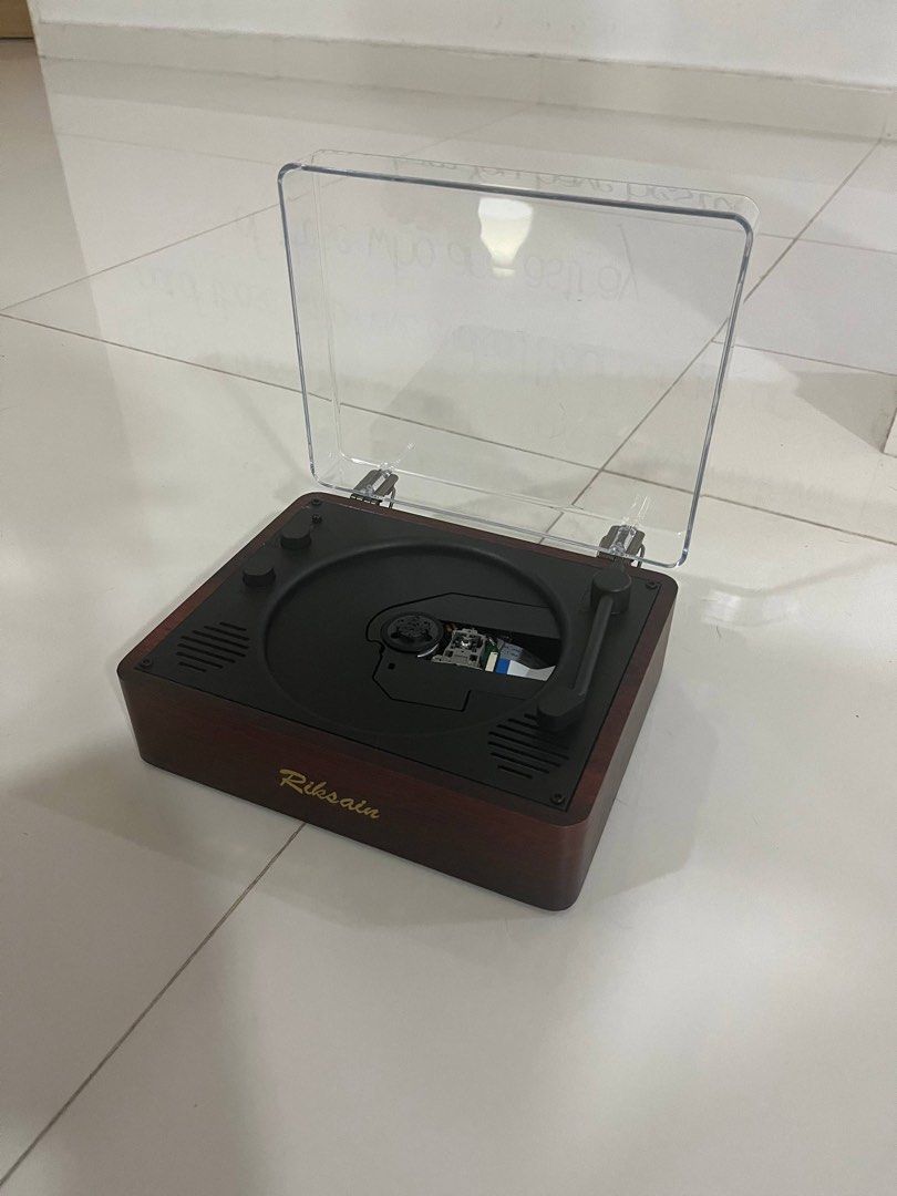 CD Player65749266430977110