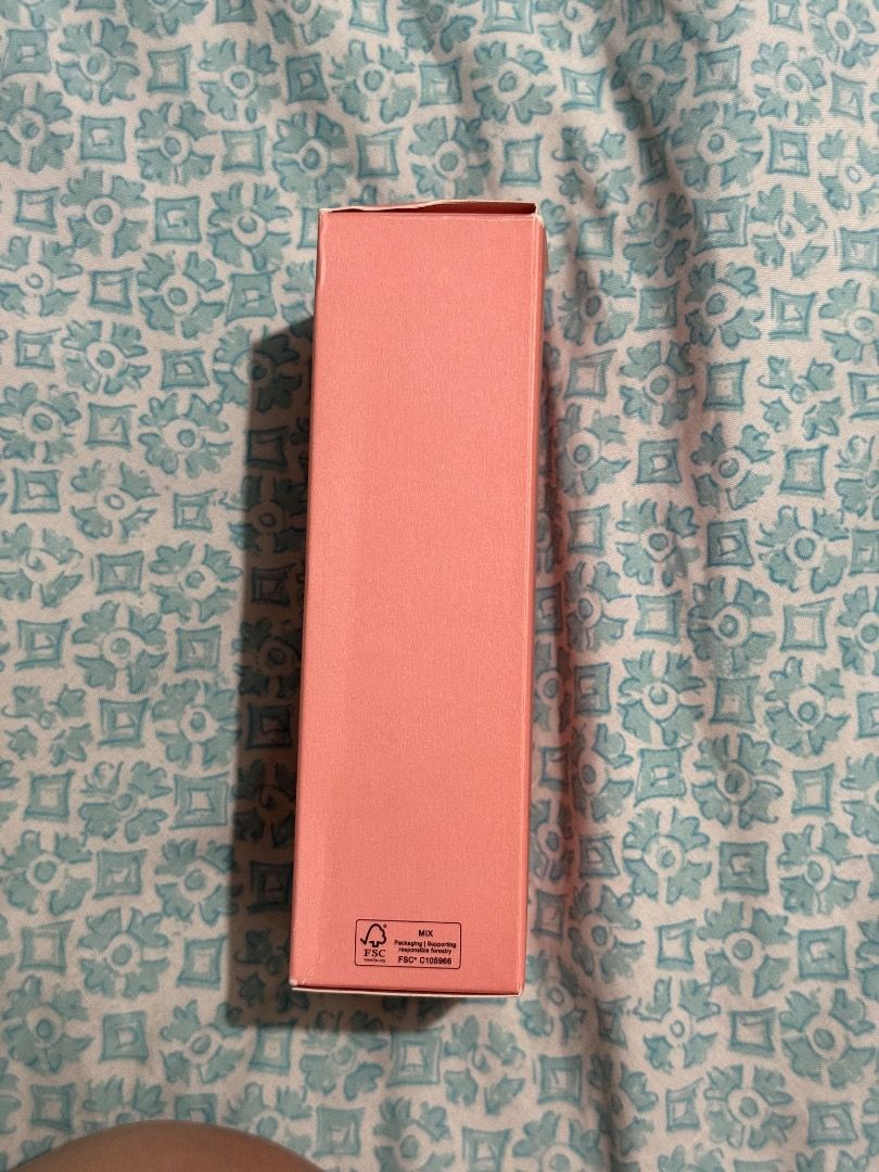 Dolce & Gabbana L'Imperatrice Royale 100ml (Category: Fragrance & Deodorants) located in Caloocan City. Submitted by ellads (Listing ID 1425583522, Image 3). Description: Dolce & Gabbana L'Imperatrice Royale Eau de Toilette. The bottle contains 100ml. The box and bottle are in a pinkish-brown color. The fragrance is for women. Made in Italy. Got it as a gift but prefer other scent. Price negotiable.