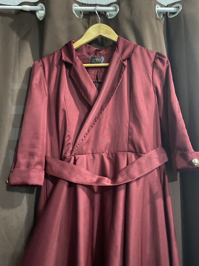 Dress District Central Dress (Category: Dresses) located in Quezon City. Submitted by hanimaruuuu (Listing ID 1425553484, Image 2). Description: Customized Bust - 37-38inch Waist - 32inch Length - 48inch May mga tusok po ng pordible sa dibdib RFS: Decluterring .