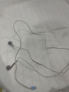 (Category: ) located in . Submitted by ainaaaaaa072670 (Listing ID 1425611822, Image 1). Description: .