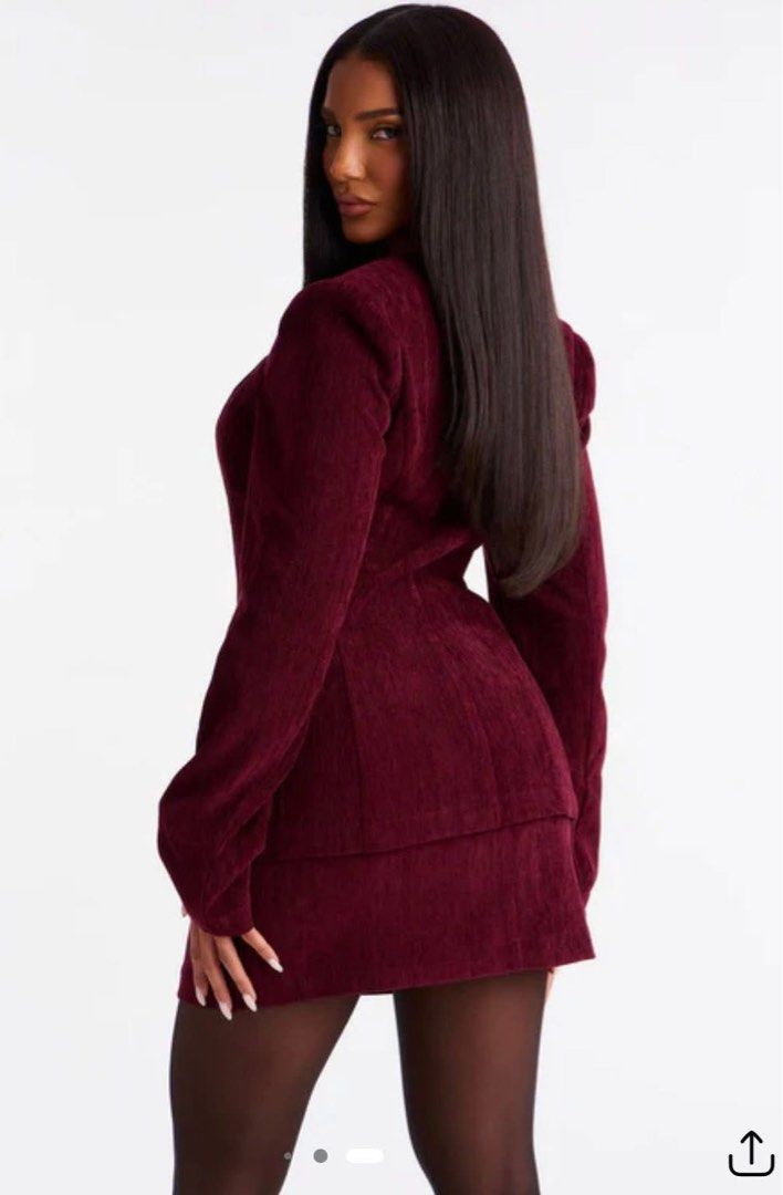 Fashion Nova Calm and Collected Blazer Skirt Set (Category: Clothes) located in Mississauga. Submitted by wardroberevamp515 (Listing ID 1425574042, Image 2). Description: Fashion Nova Calm and Collected Blazer Skirt Set Size small $30 All sales are final..