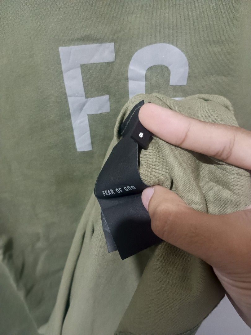 Fear of God tee (Category: Tshirts & Polo Shirts ) located in Antipolo. Submitted by pretty.flacko1 (Listing ID 1425609924, Image 3). Description: Fear of God tee Small 20.5x27 8/10 Fair condition Stains 300.