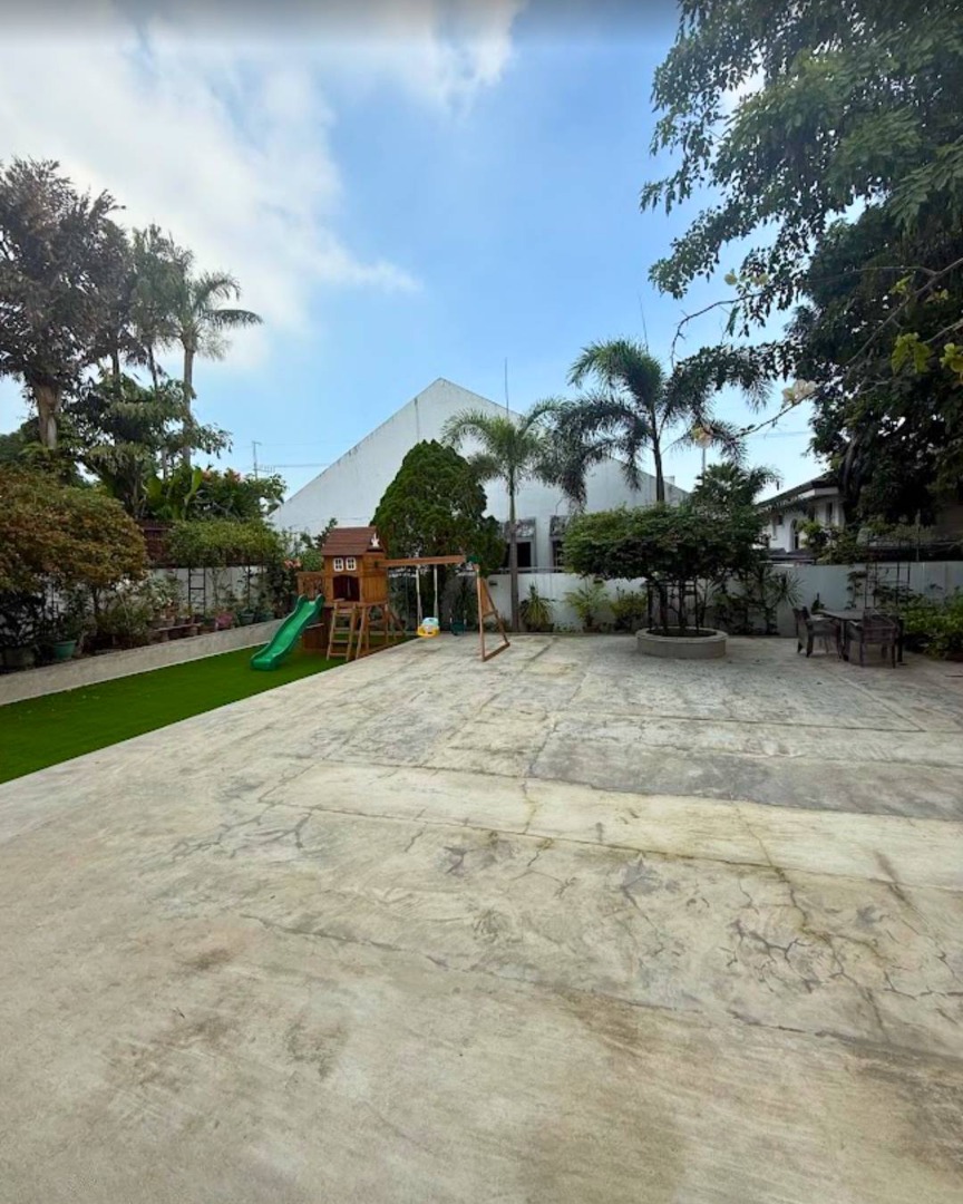 (Category: ) located in . Submitted by REMAXCapital (Listing ID 1425462297, Image 1). Description: .