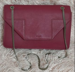 (Category: ) located in . Submitted by ctea_luv_shopping (Listing ID 1425476949, Image 1). Description: .