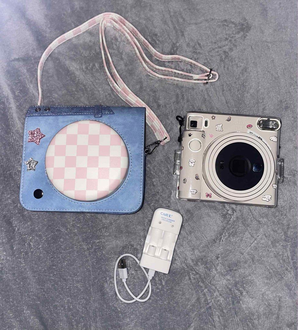 Fujifilm Instax Square SQ1 Camera with Accessories (Category: Cameras) located in Tacloban City. Submitted by _lovesecondhand_ (Listing ID 1425450645, Image 1). Description: .