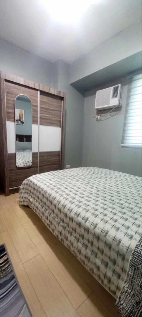 Furnished Studio Condo Unit for Rent @Mplace (Category: Apartments & Condos) located in Quezon City. Submitted by imayin (Listing ID 1425620538, Image 3). Description: 📌 Studio condo unit for rent @ SMDC Mplace Tower B will be available by Mid April 2026 📌 Fixed rate of 18K/per month rent exclusive of monthly association dues (1 month advance, 2 months deposit and 11 PDCs or bank transfer required) 📌 Approximately 23.47 sqm 📌 No pets allowed,