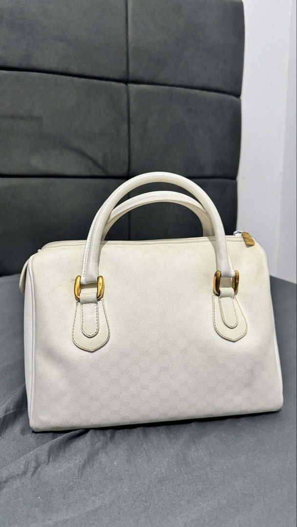 Gucci White Boston Bag ORIGINAL (Category: Luxury Bags & Wallets) located in Bacoor. Submitted by preownedparadyse (Listing ID 1425454963, Image 2). Description: with Authentic Detective Certificate of Authenticity .