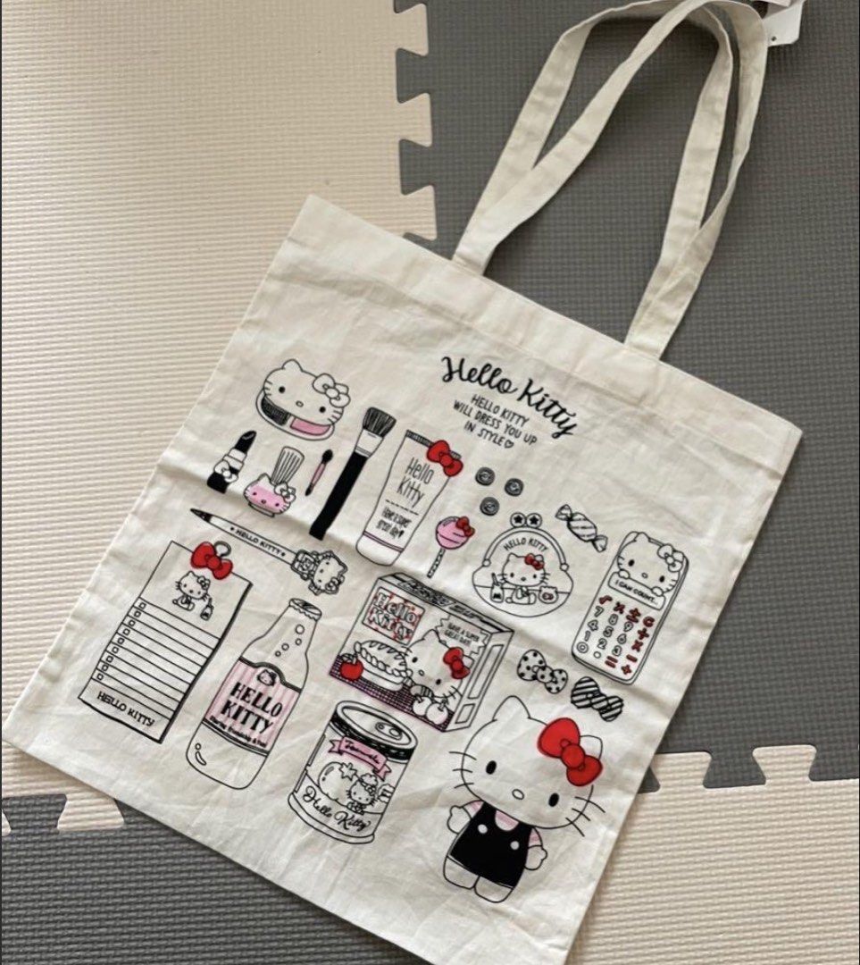 Hello Kitty Tote Bag (Category: Tote Bags) located in Shah Alam. Submitted by pradawongmoney (Listing ID 1425452376, Image 2). Description: .