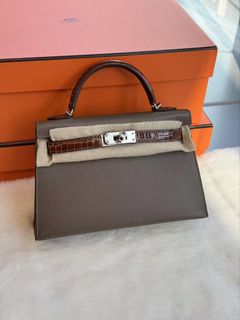 （分類：）位於 。 由 kakaboutique 提交（商品編號 1425531846，圖片 1）。簡介： 。