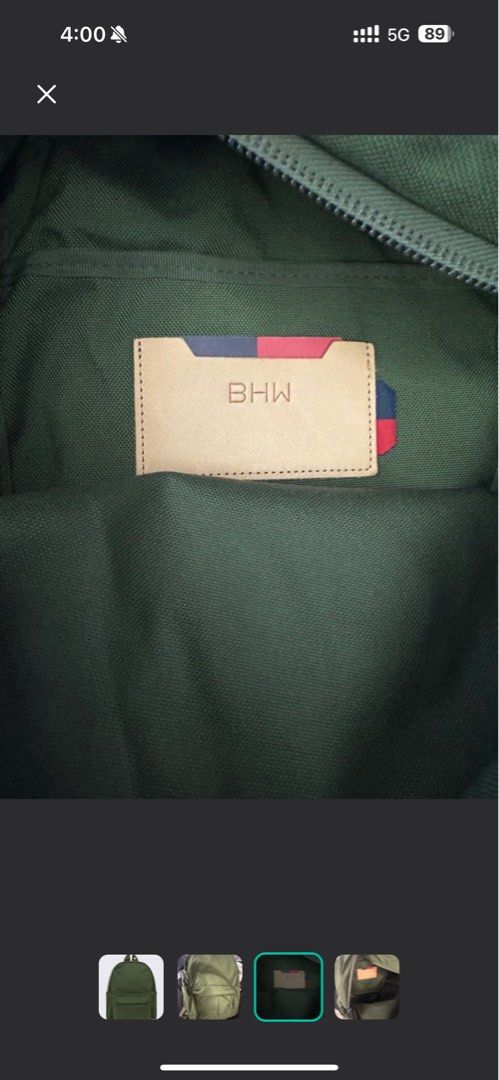 hershel bhw backpack （分類：背包）位於 Hong Kong。 由 codyfinley 提交（商品編號 1425517721，圖片 3）。簡介： Green backpack with a front pocket and a top handle. The interior features a card holder. The backpack has a zipper closure. The colour is a solid green.。