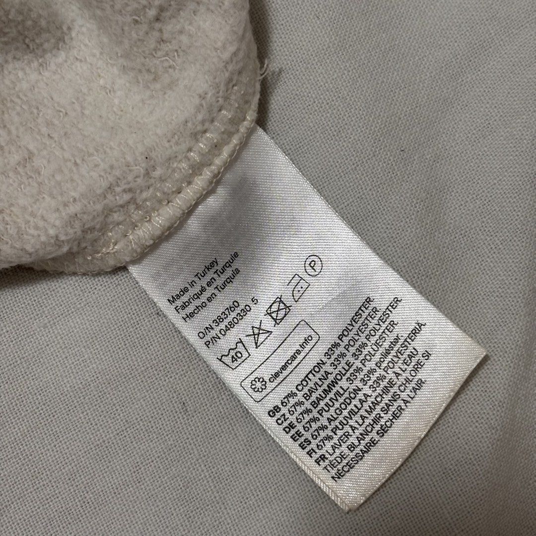 H&M Beige Hoodie - Size S (Category: Coats, Jackets and Outerwear) located in Cabuyao City. Submitted by nesse21 (Listing ID 1425551283, Image 3). Description: H&M LOGG Hoodie Size: Small Issue: Small Hole in the armpit and stains Rfs: Decluttering .