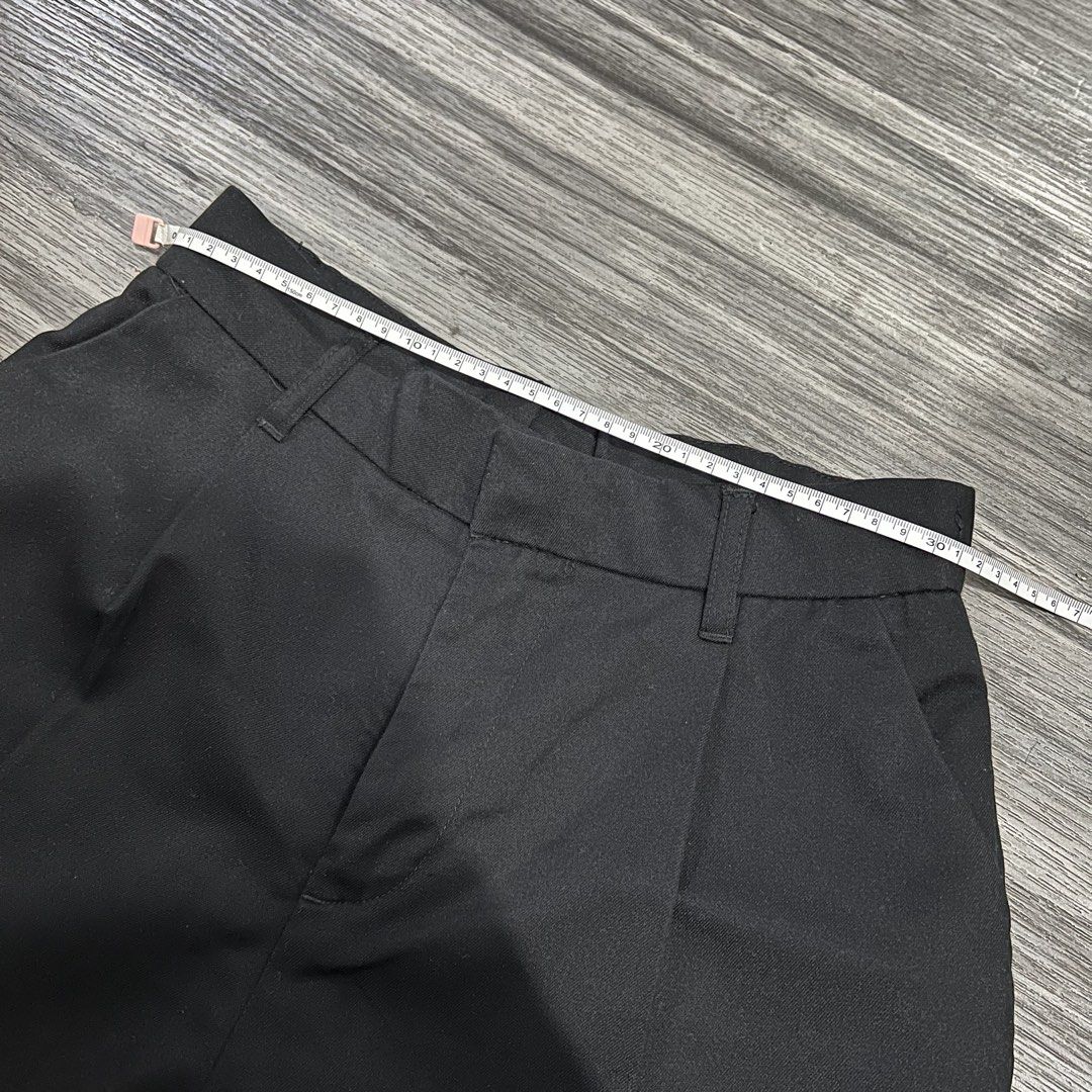 H&M Black Wide Leg Pants (Category: Other Bottoms) located in Manila. Submitted by bluetwigs (Listing ID 1425556426, Image 3). Description: - Fits 24-25” - No issues.