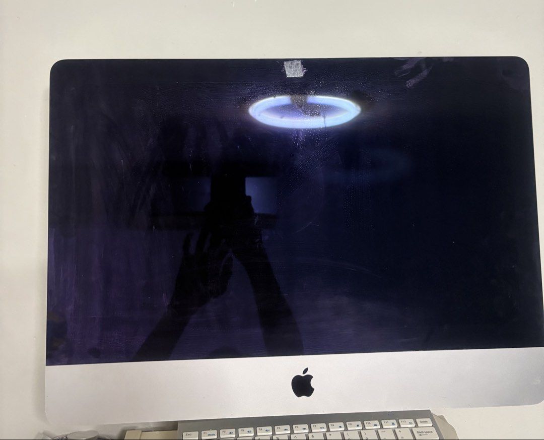 iMac 21.5 Inch65672425399041110