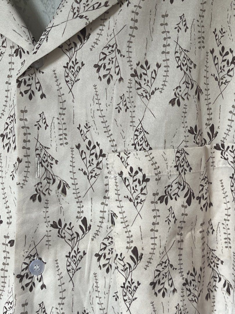 INCERUN Plus Size Floral Shirt (Category: Tshirts & Polo Shirts ) located in Manila. Submitted by aries_199x (Listing ID 1425500918, Image 2). Description: .