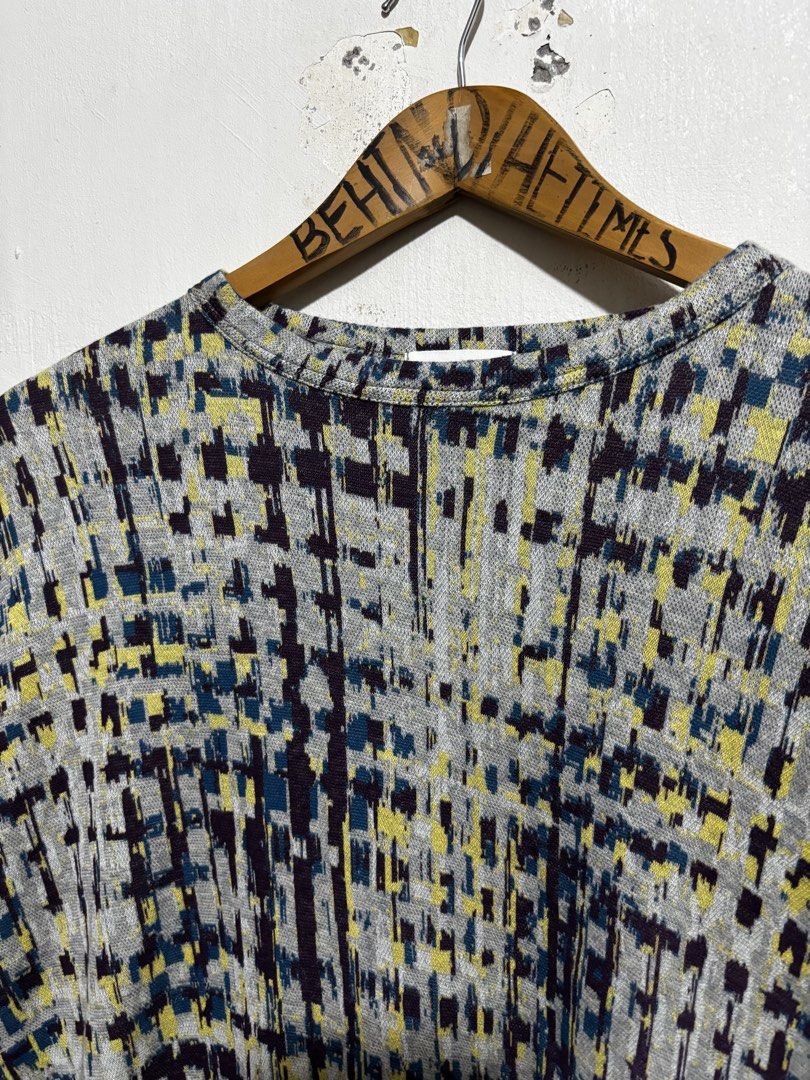 Issey Miyake Plantation Abstract Print Top (Category: Blouses) located in Calamba. Submitted by sinauna. (Listing ID 1425501286, Image 3). Description: - Issey Miyake Plantation Abstract Print Top - Size M - Unique abstract design - Made in Japan.