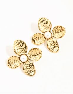 (Category: ) located in . Submitted by wardrobe.trunk (Listing ID 1425530064, Image 1). Description: .