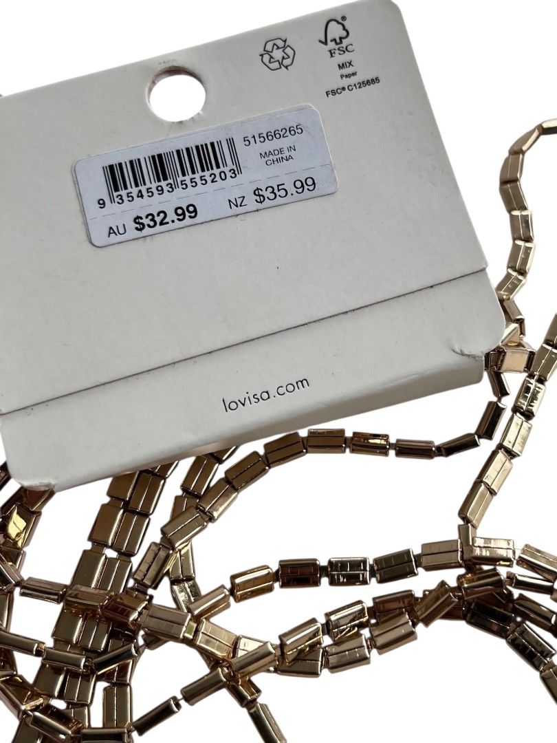 Lovisa Multi-layer Necklace (Category: Necklaces) located in Mandaluyong City. Submitted by wardrobe.trunk (Listing ID 1425494051, Image 2). Description: LOVISA Multi-Layer Gold Chain Necklace Price: ₱950 Elegant layered necklace featuring multiple delicate gold chains that create a sleek, cascading look. The slim rectangular links give it a modern, refined style while still making a subtle statement. Perfect for adding dimension to simple outfit