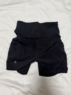 (Category: ) located in . Submitted by activewearobsessed (Listing ID 1425449425, Image 1). Description: .