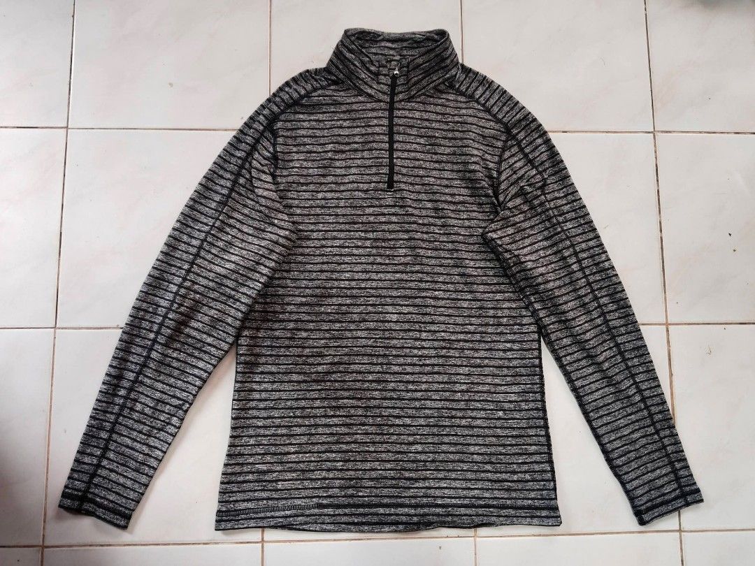 Lululemon Half-Zip Pullover 🔥 (Category: Activewear) located in Jinoba-an. Submitted by eegiboy (Listing ID 1425524607, Image 1). Description: Want to sell Lululemon Quarter Zip Jacket Stretchable Medium frame Dimension20x28 As new condition 800plussf Salamat #PTPAdminSalamat.