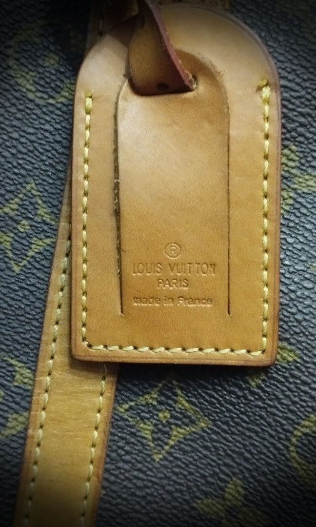 LV Laptop / Documents Bag (Category: Luxury Bags & Wallets) located in Marikina City. Submitted by izzy_00 (Listing ID 1286691790, Image 2). Description: leather with sling made in France with issues faded hardware's with open piping, etc. buy @ ur own risk pls see photos details BPI/ Maya payment only.