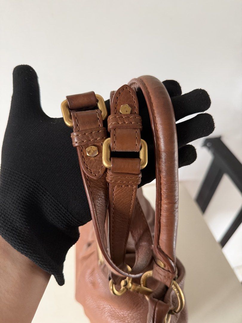 ❗️SALE❗️ (Category: Luxury Bags & Wallets) located in Quezon City. Submitted by megchrisanne (Listing ID 1425477643, Image 2). Description: Still in excellent condition No inclusion First to pay Courier Lalamove/LBC BDO/Gcash Payment.