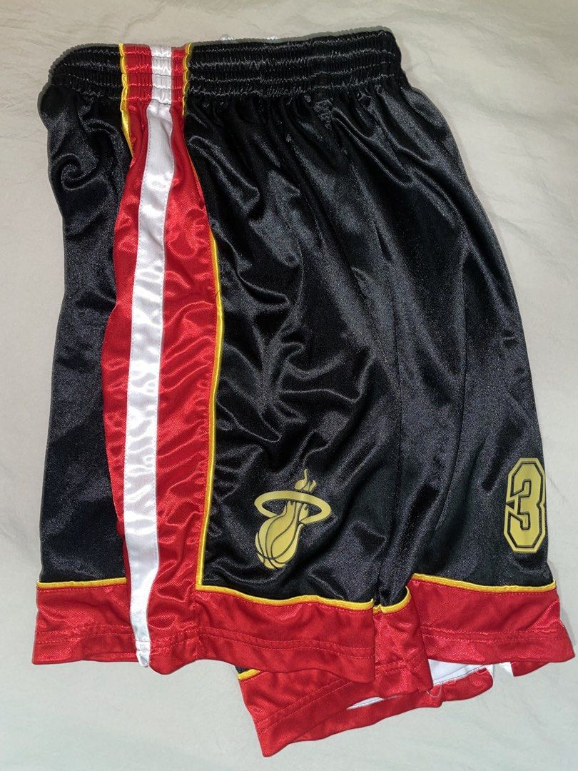 NBA BASKETBALL SHORTS JERSEY (Category: Activewear) located in Manila. Submitted by cardio347685 (Listing ID 1425561923, Image 2). Description: NBA BASKETBALL SHORTS FABRIC: MICROSHINY SIZE: L-XL LOC: QC DELIVERY: LALAMOVE/LBC.