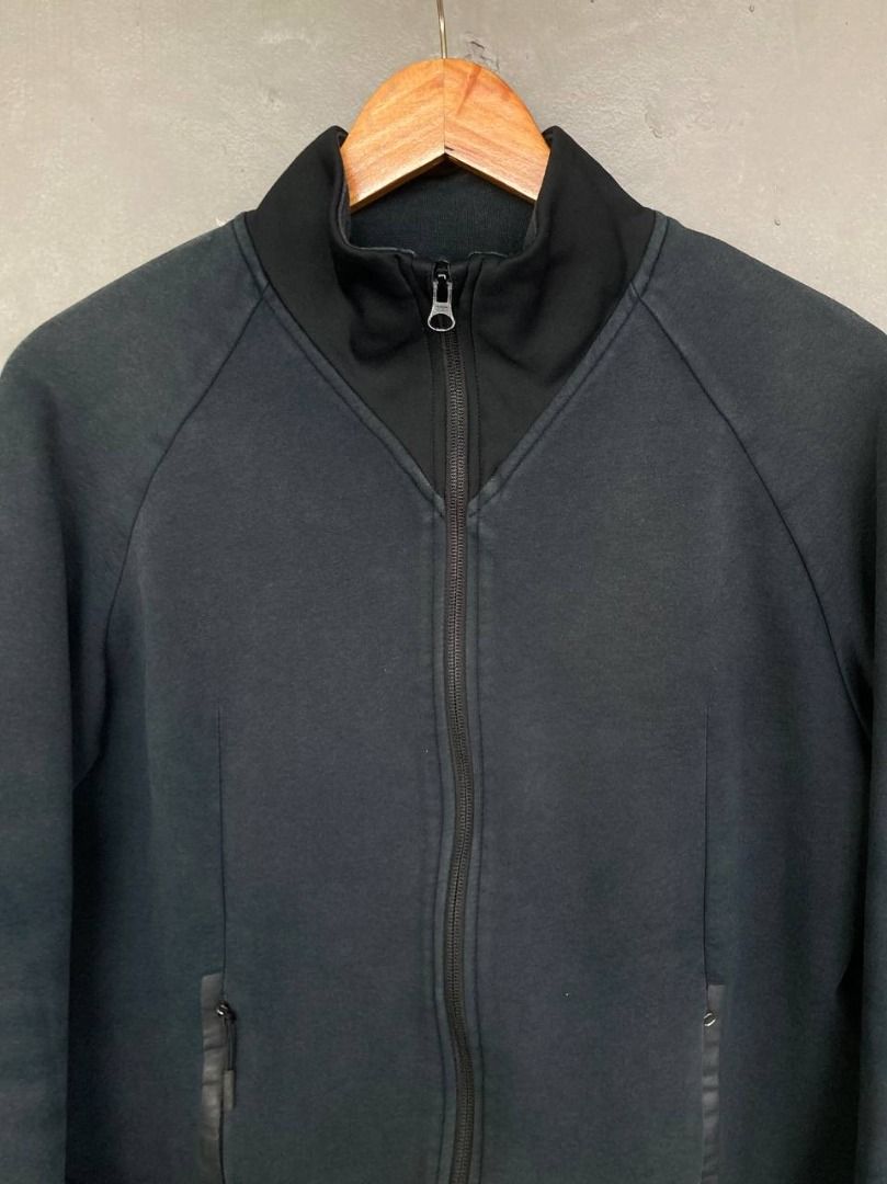Nike NSW Techfleece Water Repellant Jacket (Category: Coats, Jackets and Outerwear) located in Quezon City. Submitted by stylenpick (Listing ID 1425484955, Image 3). Description: Brand: Nike Year: 2017 Made in: China Material: Cotton Color: Black Marked size: Small Fits: Medium Shoulders: 16” Sleeves: 24” Width: 20” Hem: 20.5 Length: 32” Color rating: 8.5/10 Overall condition: 8/10 Flaws: Signs of usage, scratches .