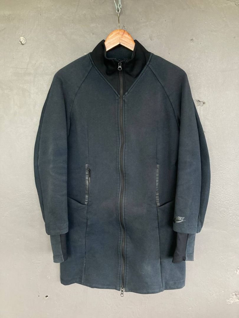 Nike NSW Techfleece Water Repellant Jacket (Category: Coats, Jackets and Outerwear) located in Quezon City. Submitted by stylenpick (Listing ID 1425484955, Image 1). Description: Brand: Nike Year: 2017 Made in: China Material: Cotton Color: Black Marked size: Small Fits: Medium Shoulders: 16” Sleeves: 24” Width: 20” Hem: 20.5 Length: 32” Color rating: 8.5/10 Overall condition: 8/10 Flaws: Signs of usage, scratches .