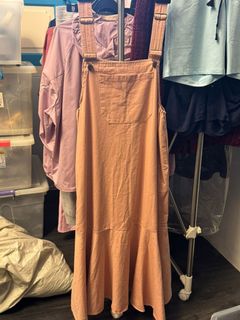 (Category: ) located in . Submitted by theatrepractice (Listing ID 1425500481, Image 1). Description: .