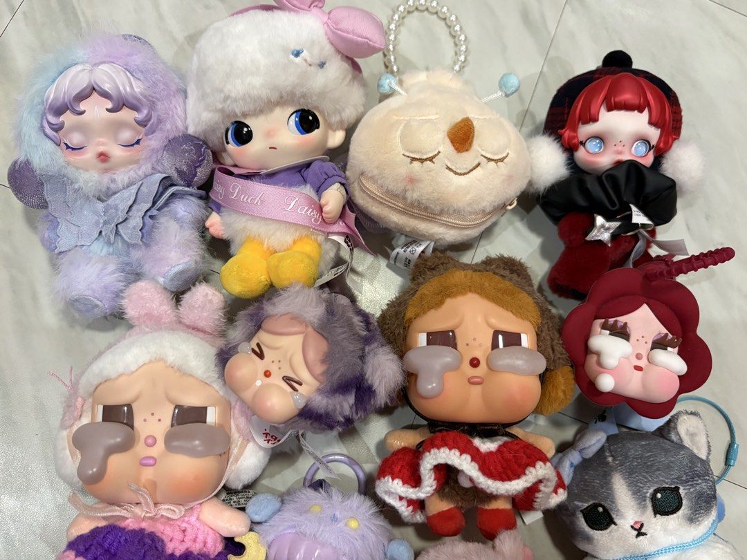 Pop Mart Pendant Bag Charm (Category: Designer & Blind Box Toys) located in Makati City. Submitted by chuchay14 (Listing ID 1425602088, Image 2). Description: Cry Baby SkullPanda Dimoo Disney Labubu WOF Kuromi Mofusand Hacipupu Libra DM for price.