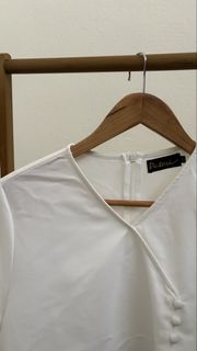 (Category: ) located in . Submitted by worstpreloved (Listing ID 1425505252, Image 1). Description: .