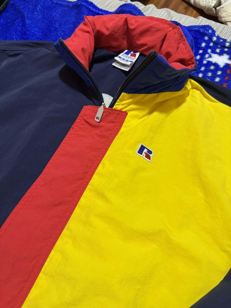 Russell Athletic Colorblock Jacket - M (Category: Coats, Jackets and Outerwear) located in Manila. Submitted by johnangelo27 (Listing ID 1425465933, Image 2). Description: DI GALING SA UKAY UKAY ONCE LANG NAGAMIT GOOD AS NEW.