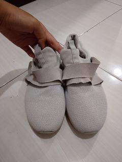 (Kategori: ) berada di . Dikirim oleh cyulia96 (ID iklan 1425564922, Gambar 1). Deskripsi: .