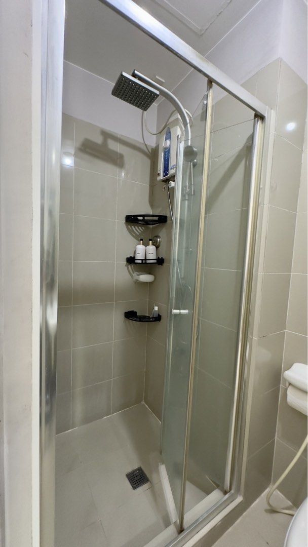 STAYCATION, GRASS RESIDENCES (Category: Apartments & Condos) located in Caloocan City. Submitted by affordableitems. (Listing ID 1425584246, Image 3). Description: The Grass Residences, walking distance to SM North Edsa.