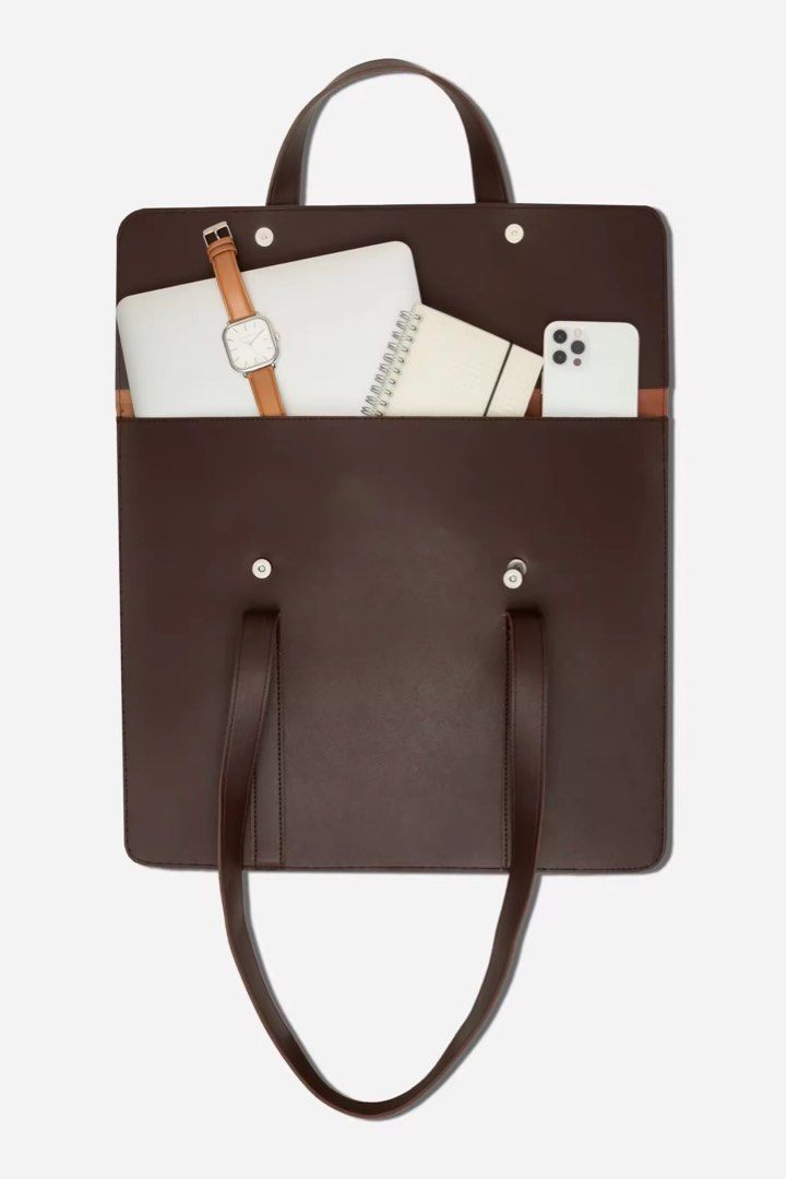 Straightforward Brown Tote Bag DVL Lacina (Category: Tote Bags) located in Cavite. Submitted by mojacky (Listing ID 1425556783, Image 1). Description: DVL Lacina Height 13 1/2 Width 16 1/2 .