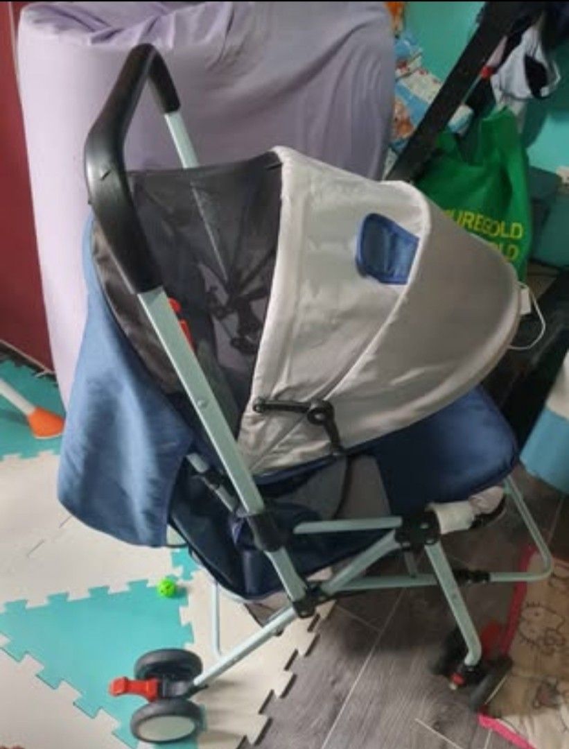 Stroller for toddler (Category: Strollers) located in Manila. Submitted by sooxie (Listing ID 1425467045, Image 2). Description: Good as new, complete NO ISSUE! Bought this for 5k plus.. Selling this for only 900 RS : need cash at di na din nagagamit.