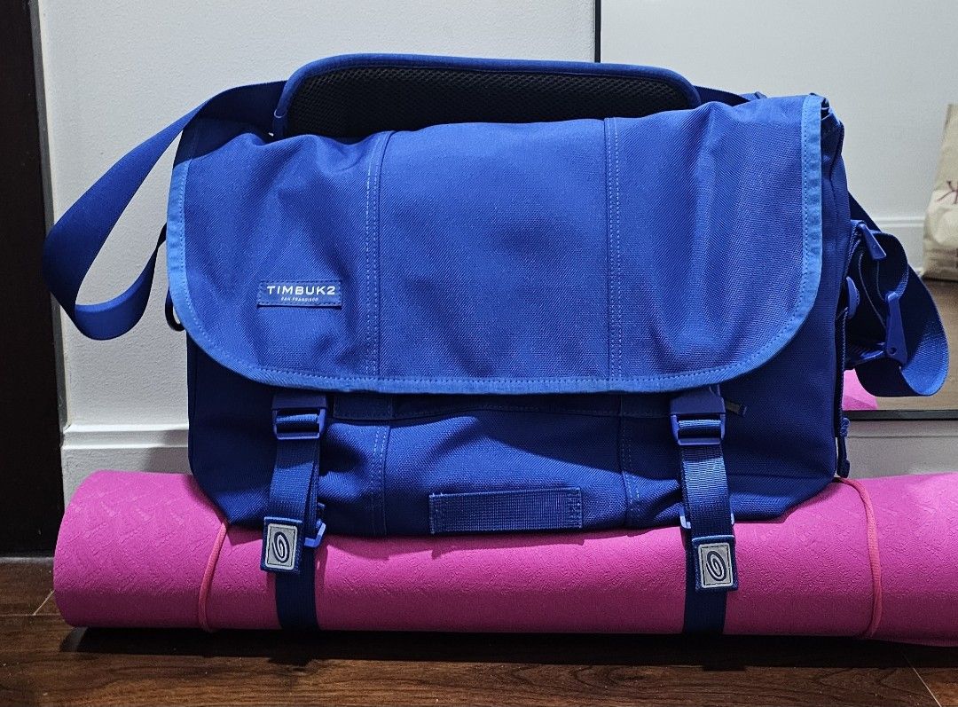 Timbuk2 Classic Messenger Bag, Medium 21L, Blue (Category: Sling Bags) located in Paranaque City. Submitted by martan9 (Listing ID 1425589941, Image 2). Description: Timbuk2 Classic Messenger Bag, Medium 21L, Blue ₱5,899 (slightly negotiable) In very good condition, signs of wear are minimal - no fraying of fabric See photos for a sample loadout Can fit 16" or larger latptop 2 water bottles, 1 medium sized vanity kit, 2 sets of sports kit/gym wea