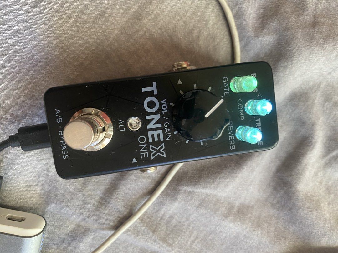 ToneX one （分類：樂器）位於 Hong Kong。 由 kit512 提交（商品編號 1425598879，圖片 2）。簡介： ToneX one，只在家中使用，冇盒，正常使用痕跡。。