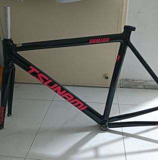 (Category: ) located in . Submitted by skibidi_fixie (Listing ID 1425542883, Image 1). Description: .