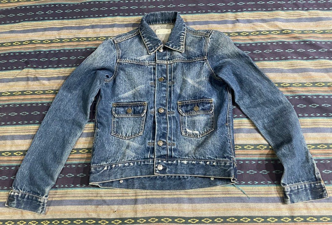 Type 2 jacket (Category: Activewear) located in Pasir Puteh. Submitted by store.22000 (Listing ID 1425496306, Image 3). Description: Pit 17/18”x21/22 100% cotton Condition 8.9/10.