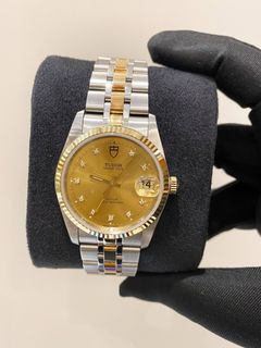 (Category: ) located in . Submitted by luxshare_preloved_ (Listing ID 1425498800, Image 1). Description: .
